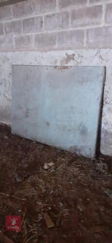 SHEETED METAL DOOR