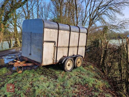 10FT LIVESTOCK TRAILER (S/R)