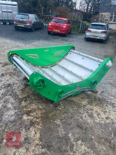 2022 HUSTLER UNROLLA LX104 BALEFEEDER