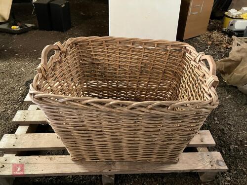 LARGE WICKER BASKET