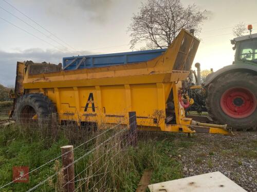 AGRI-HIRE 16T REAR DISCHARGE SPREADER