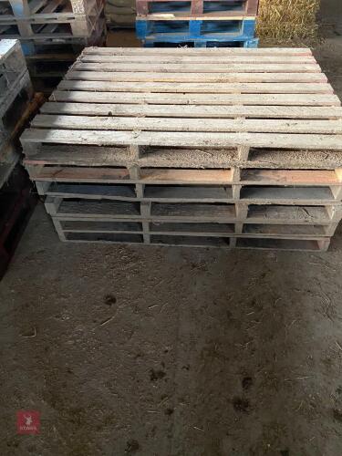 6 DRY STORED WOODEN PALLETS