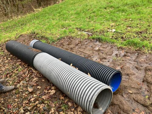 3 MIXED DRAINAGE PIPES