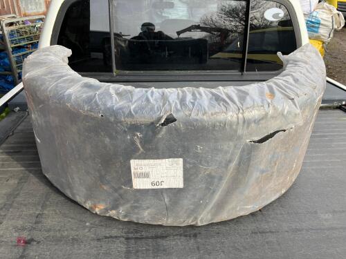 2 IVECO MUDGUARDS
