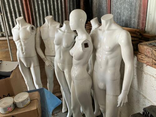 8 MIXED MANNEQUINS
