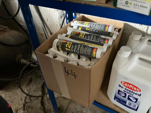 44 TUBS OF 125 ONE HOUR CAULK