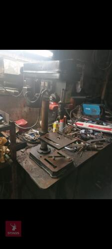 BENCH MOUNTED PILLAR DRILL