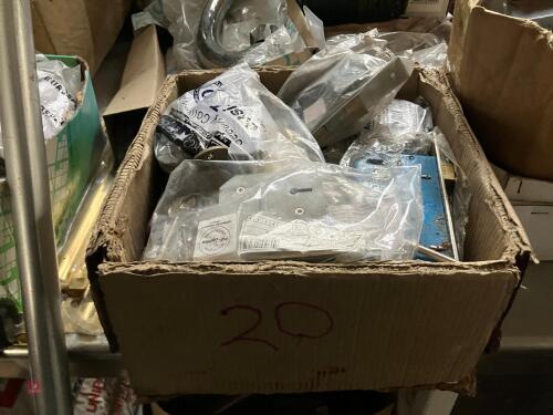 20 DEADBOLT LOCKS C/W KEYS
