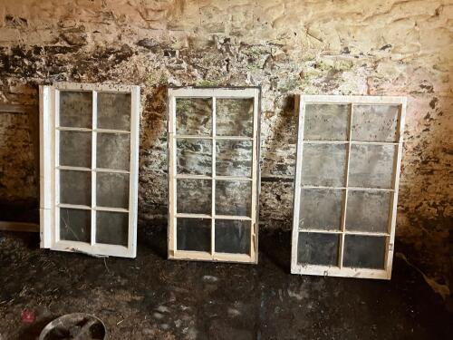 3 WINDOWS