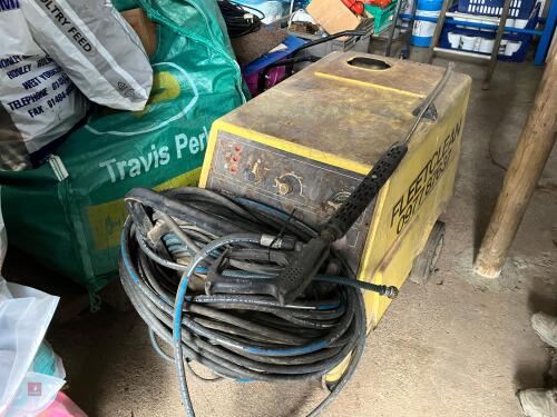KARCHAR HD 650 PRESSURE WASHER