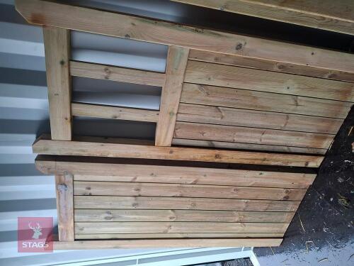 DECORATIVE WOODEN GATES