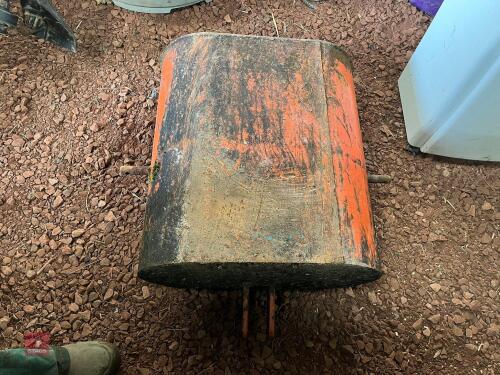 COMPACT TRACTOR REAR WEIGHT