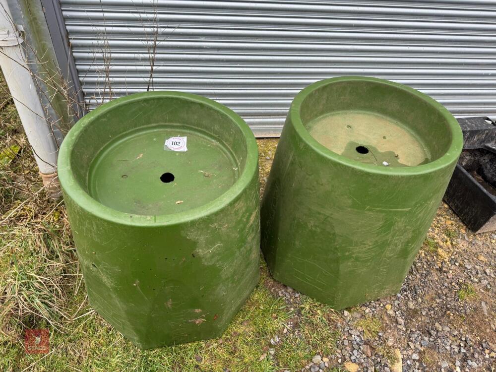 2 RUMENCO MINERAL LICK HOLDERS