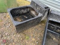 2 JFC DT10 PLASTIC WATER TROUGHS - 8