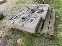 3 DALLAS KEITH MINERAL LICK FEEDERS - 5