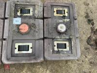 3 DALLAS KEITH MINERAL LICK FEEDERS - 8