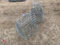 5 MESH HOOK OVER SHEEP HAY FEEDERS - 5