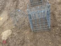 5 MESH HOOK OVER SHEEP HAY FEEDERS - 4