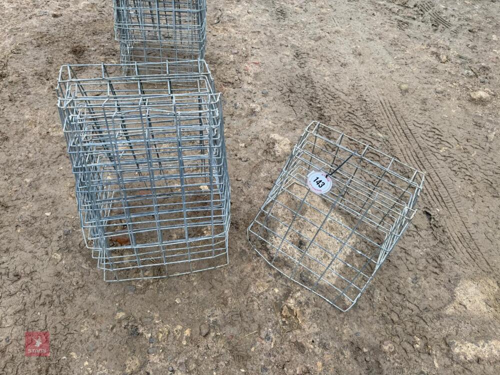 5 MESH HOOK OVER SHEEP HAY FEEDERS