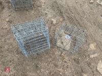 5 MESH HOOK OVER SHEEP HAY FEEDERS - 2