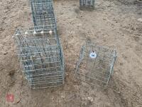 5 MESH HOOK OVER SHEEP HAY FEEDERS