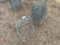 5 MESH HOOK OVER SHEEP HAY FEEDERS - 5