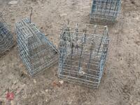 5 MESH HOOK OVER SHEEP HAY FEEDERS - 3