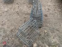 5 MESH HOOK OVER SHEEP HAY FEEDERS - 5