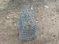 5 MESH HOOK OVER SHEEP HAY FEEDERS - 8