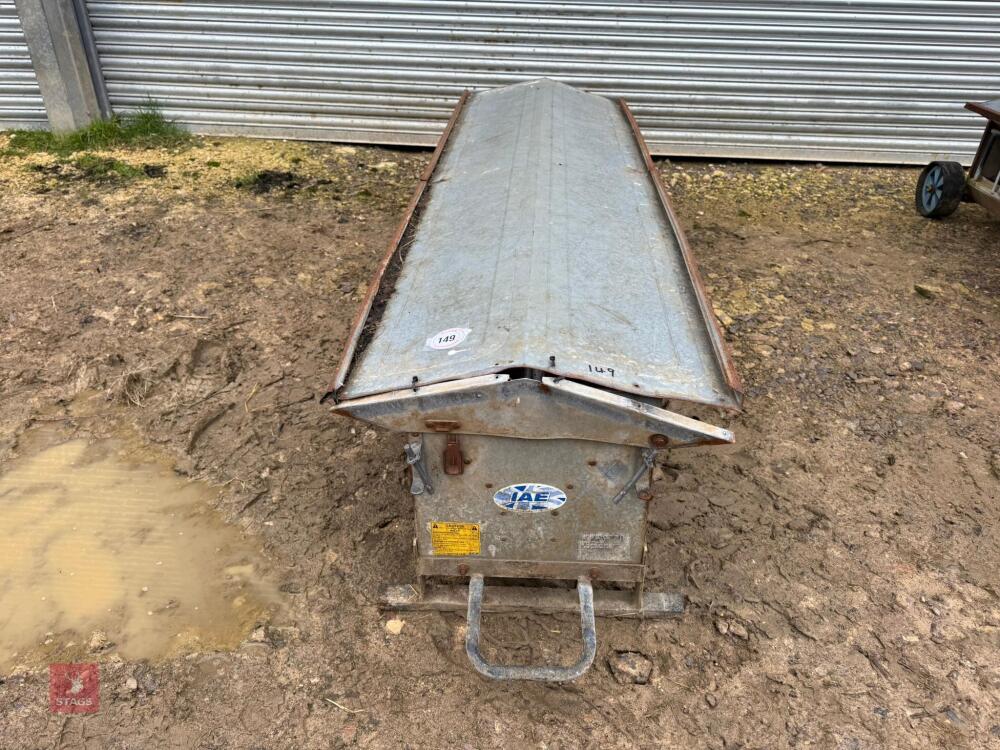 IAE DOUBLE SIDED LAMB CREEP FEEDER