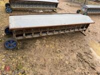 IAE DOUBLE SIDED LAMB CREEP FEEDER - 5