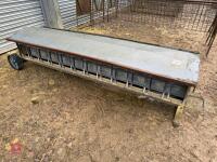 IAE DOUBLE SIDED LAMB CREEP FEEDER - 3