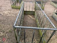 GALVANISED RECTANGULAR FEEDER - 9