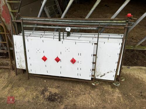 6 METAL HURDLES