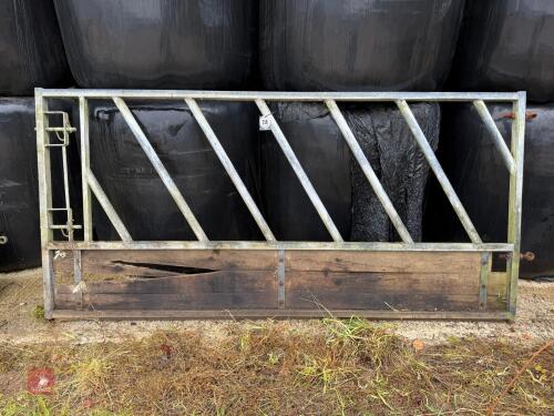 GALVANISED 9' CATTLE FEED BARRIER