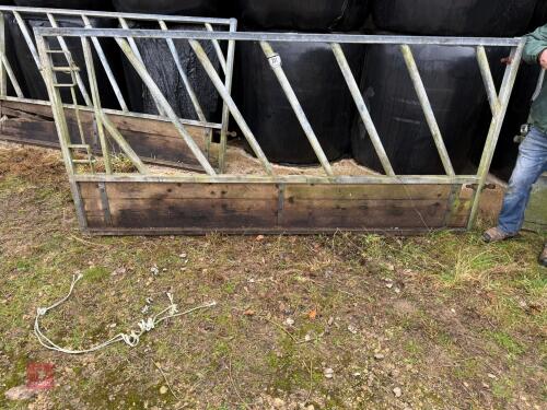 GALVANISED 9' CATTLE FEED BARRIER