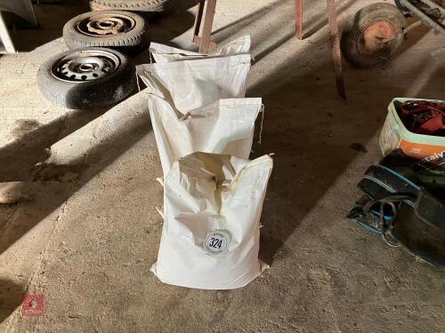 4 X 25KG BAGS OF BEDDINING CONDITIONER