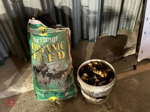 BUCKET OF FENCE INSULATORS