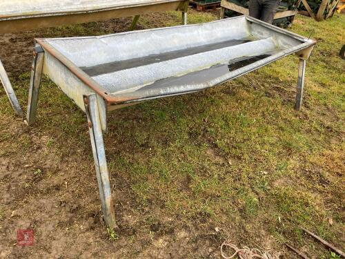 8' FREESTANDING GALVANISED FEED TROUGH