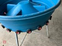 20 TEAT STALLION CALF FEEDER - 4