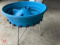 20 TEAT STALLION CALF FEEDER - 3