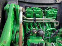 2017 JOHN DEERE 6215R 4WD TRACTOR - 40