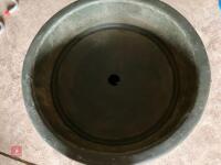 FREESTANDING MINERAL BLOCK HOLDER - 2
