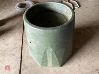 FREESTANDING MINERAL BLOCK HOLDER - 3