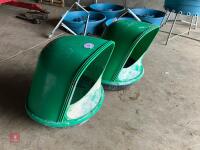 2 MINERAL FEEDERS - 2