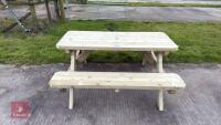 1.6M GARDEN PICNIC TABLE