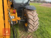 2021 JCB 542-70 TELEHANDLER - 10