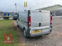 2009 VAUXHALL 2900 VIVARO VAN - 9