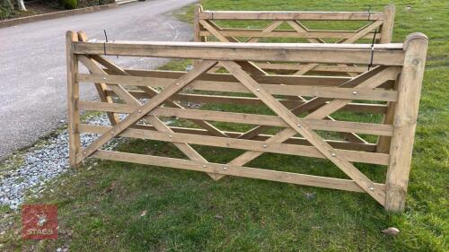 8' 10'' WOODEN FIELD GATE