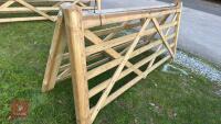8' 10'' WOODEN FIELD GATE - 3